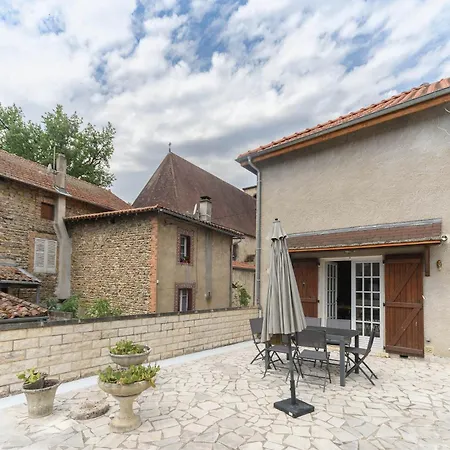 Maison Marinette - Jolie Maison Au Calme En Plein Centre Dom wakacyjny Chateldon